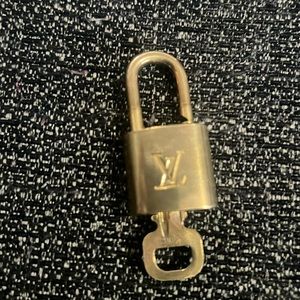 Louis Vuitton lock and key#306 functional